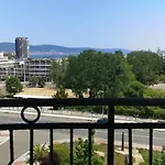 River Park Διαμέρισμα